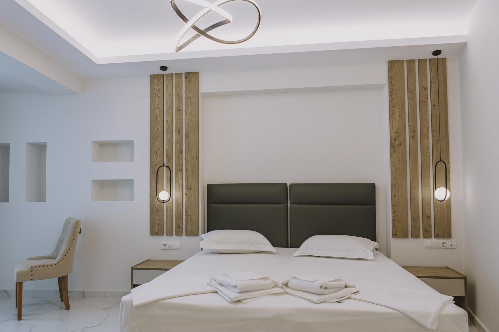 Theo Beach Hotel Apartments Rethymno  Exterior photo