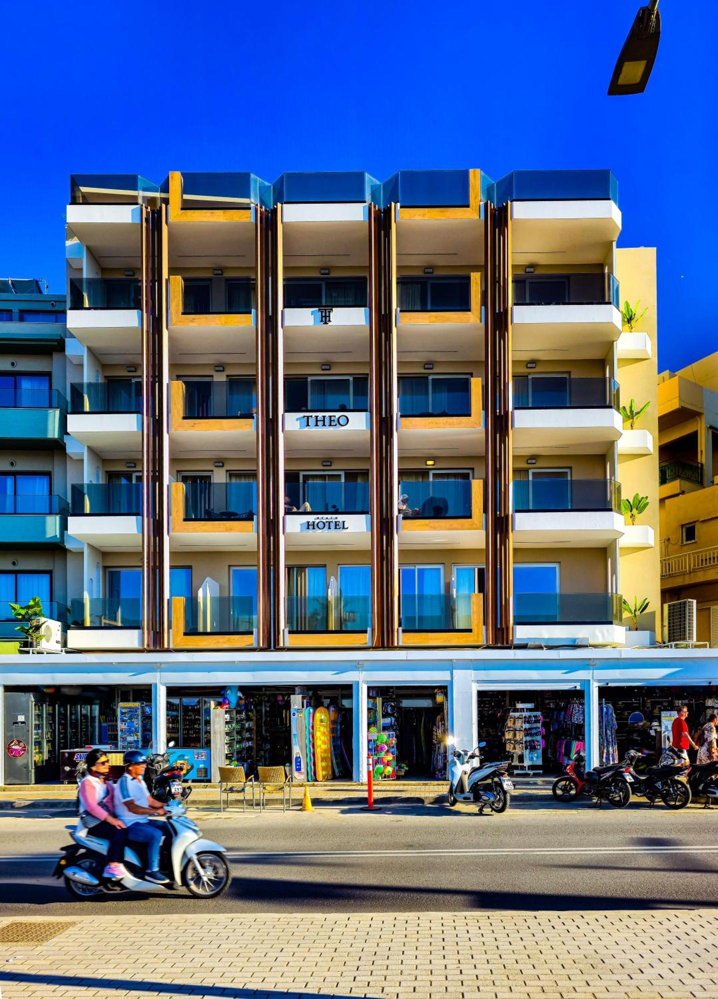 Theo Beach Hotel Apartments Rethymno  Exterior photo