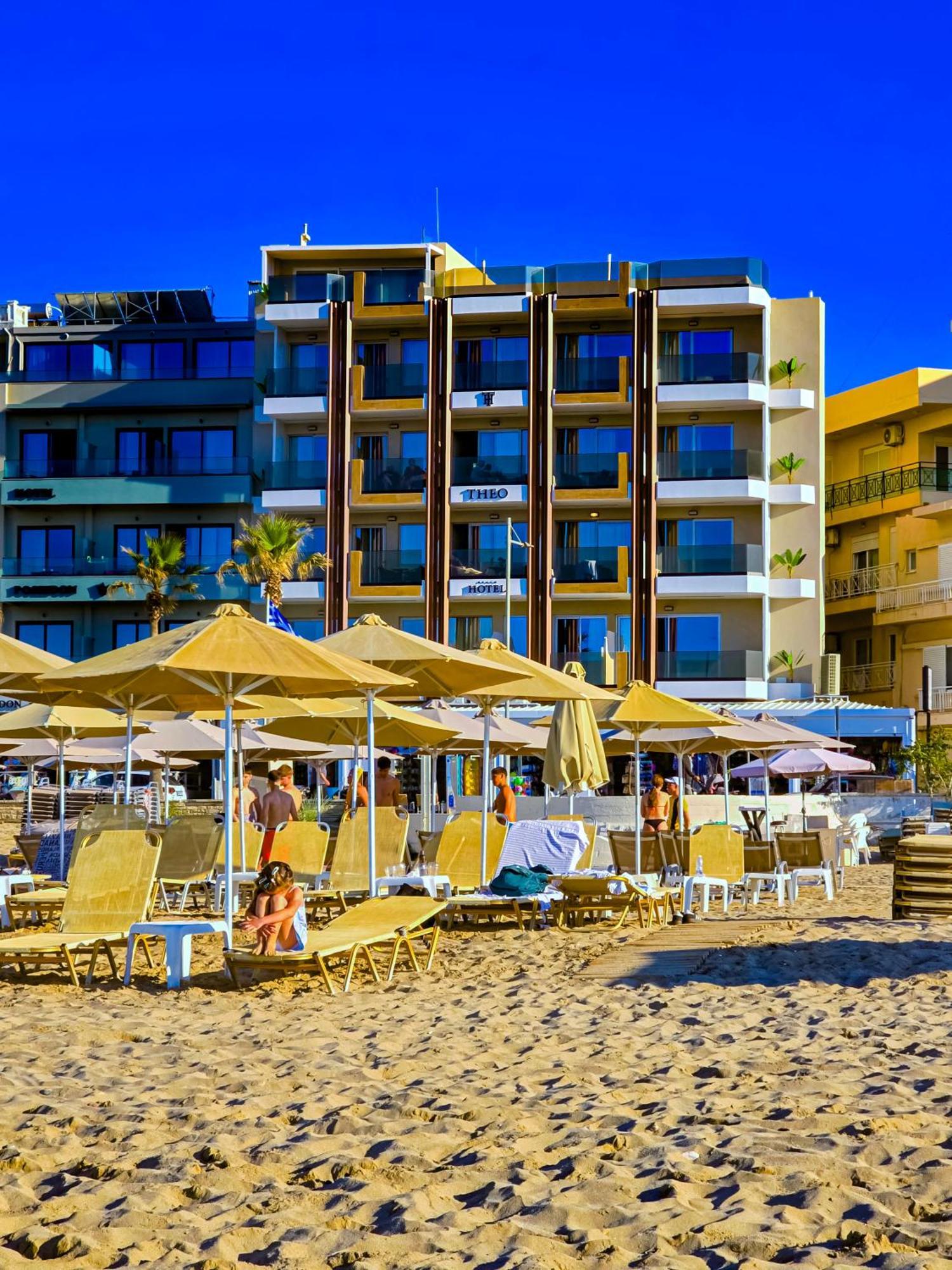 Theo Beach Hotel Apartments Rethymno  Exterior photo